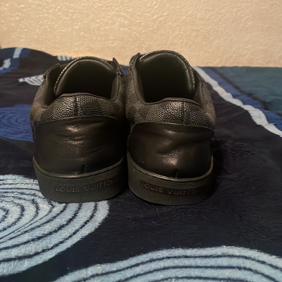 Louis Vuitton match up sneakers - Picture 2 of 4